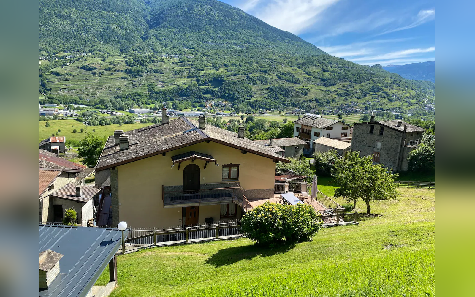 Appartamento Vacanze Il giardino, Castello dell'Acqua (Lombardia)